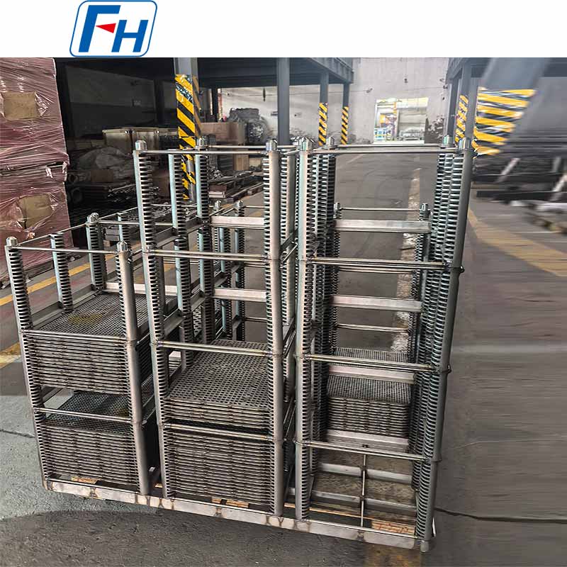 FH®-hitsatut lämpökäsittelykiinnikkeet | Tarkkuussuunniteltu uunisovelluksiin